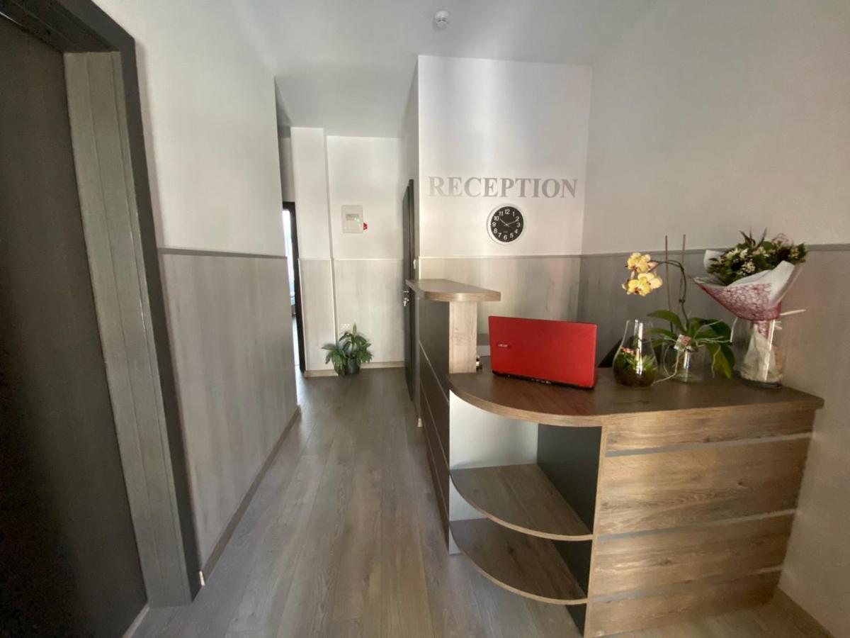 Comfort Guest Rooms Kazanlŭk Exterior foto